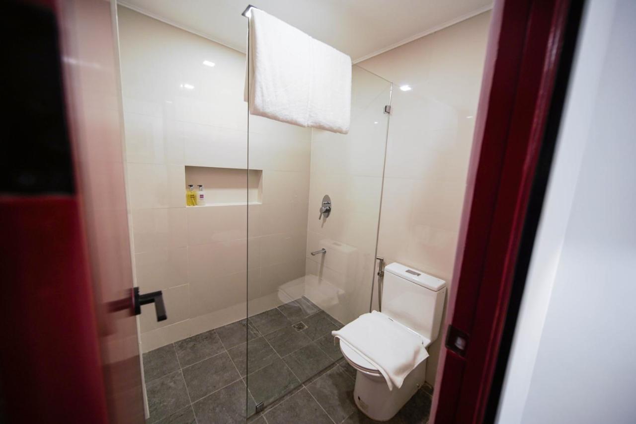 Unwnd Boutique Hotel Makati マカティ エクステリア 写真